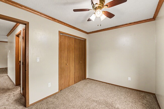 Photo - 1920 Locust St Unit 208