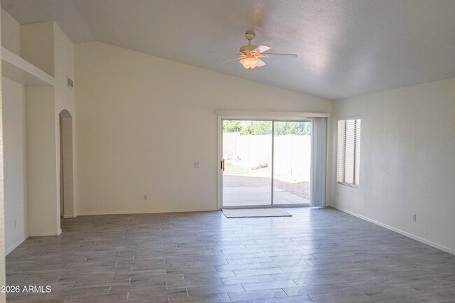 Photo - 778 E Park Ave