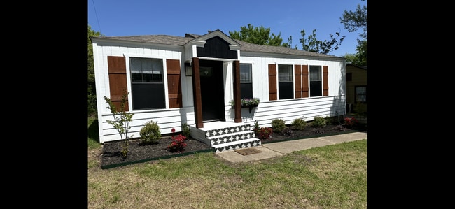 Beautiful River Oaks home 3 bed 1 bath Cov... - Beautiful River Oaks home 3 bed 1 bath Cov...