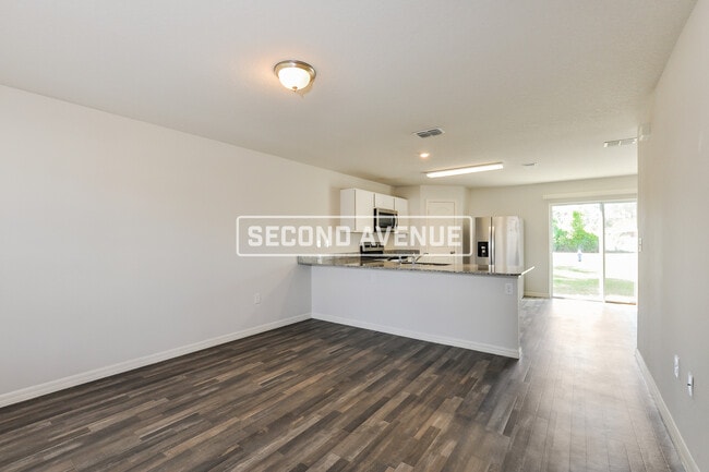 Photo - 41 Raemoor Dr