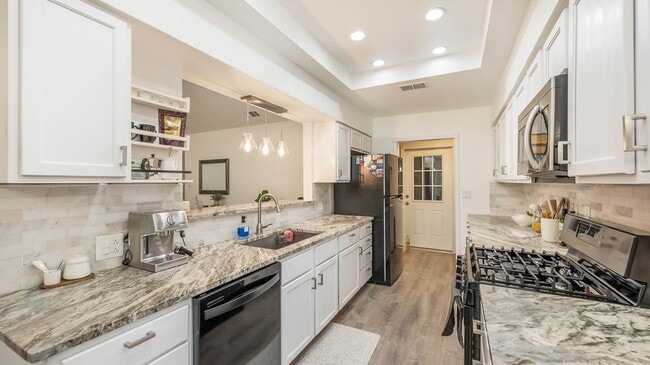 Photo - 8010 Misty Park St