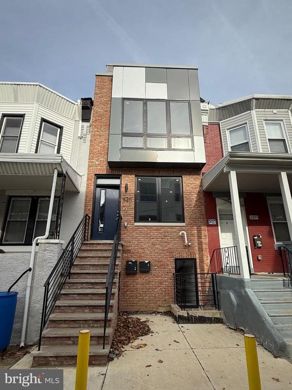 Photo - 5211 Chancellor St Townhome
