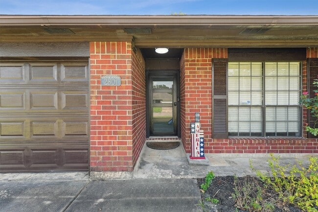 Photo - 2801 Dove Tree Dr