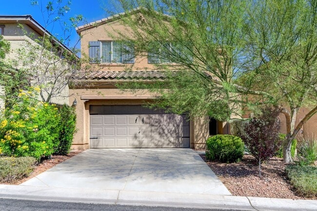 Building Photo - House For Rent! 4 beds, 3 baths Community ...