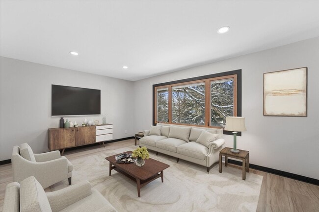 Photo - 666-668 Hearne Ct. Unidad 668 Hearne Ct