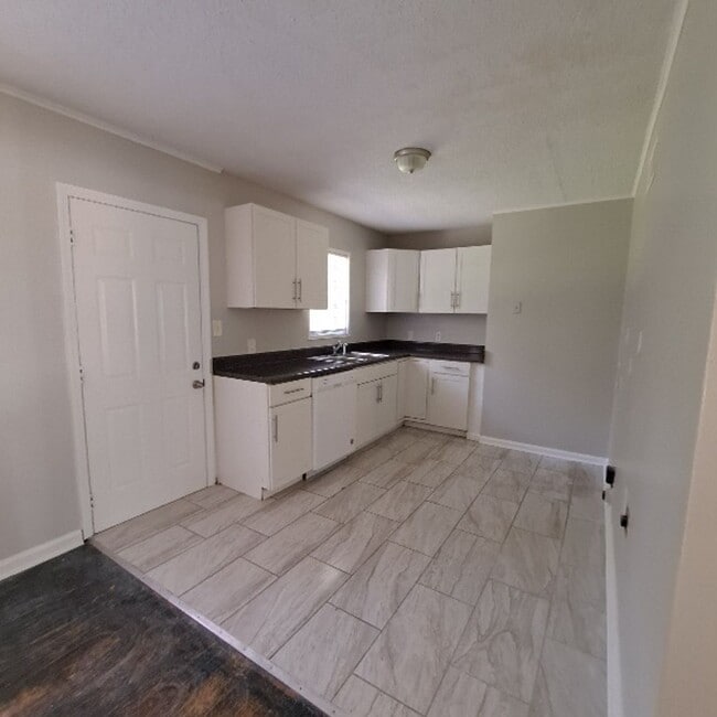 Photo - 3453 Madewell St