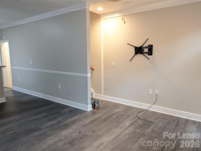 Photo - 234 Harbour Pl Dr