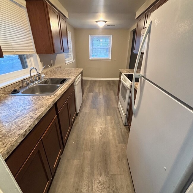 Photo - 5705 Potter St Unit 1