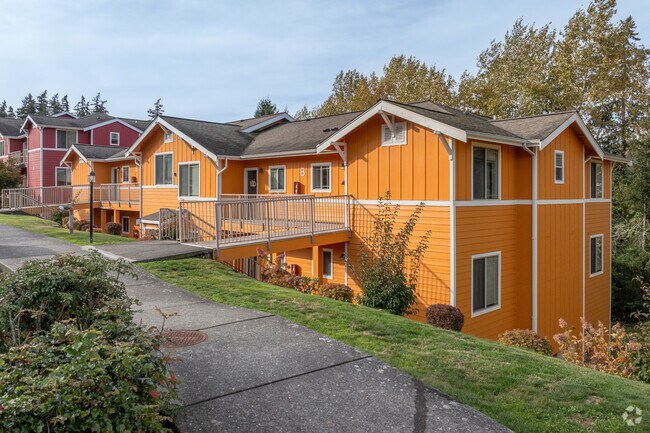 Briarwood Apartments - Briarwood Apartments