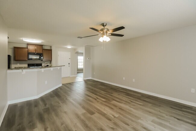 Photo - 6742 Wirevine Dr