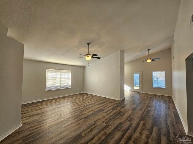 Photo - 28 Easton St Casa