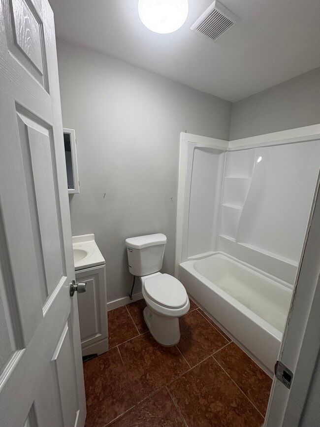 1501 G St Unit 100