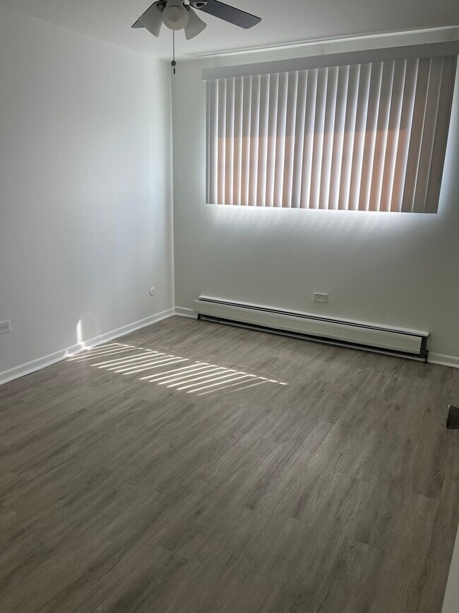 Photo - 7919 S 83rd Ct Unit 1s