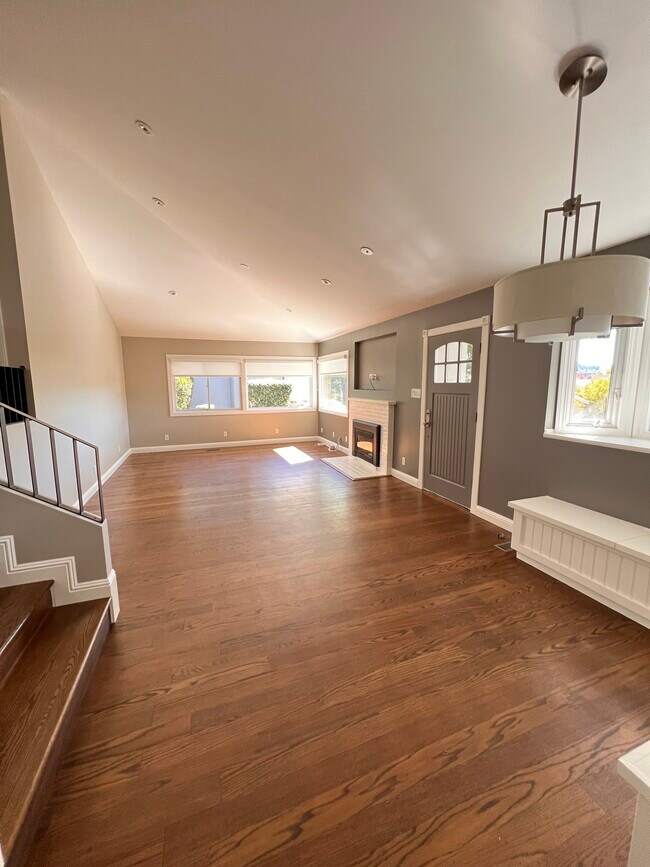 31 Corte Morada House House Rental in Kentfield, CA