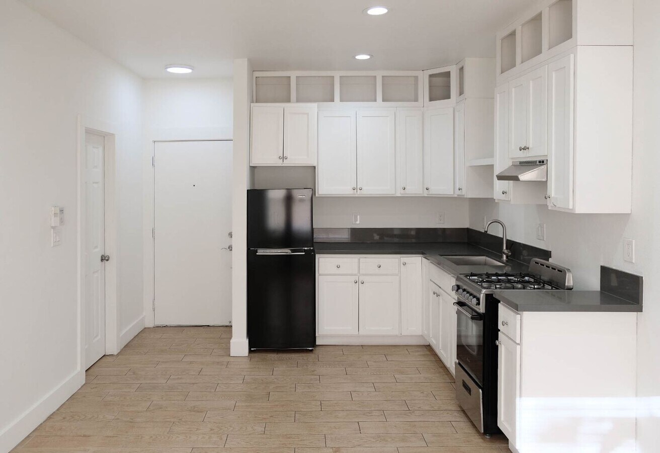 Photo - Commercial Suites