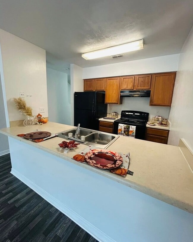 Building Photo - 3427 SW 28th Terrace Unit 3427 B