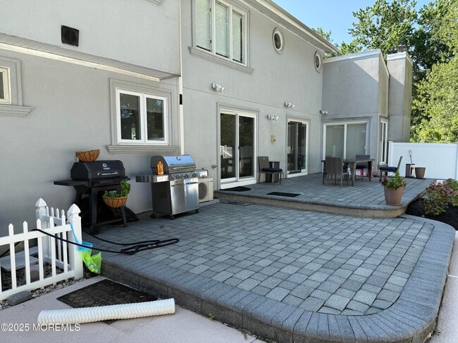 Photo - 7 Harvard Ct