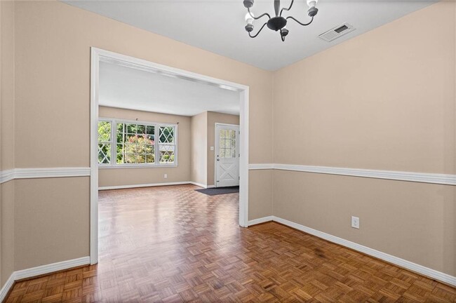 5516 Brightwood Ln