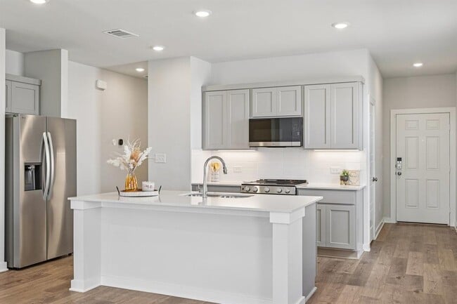 Building Photo - 113 Cutleaf