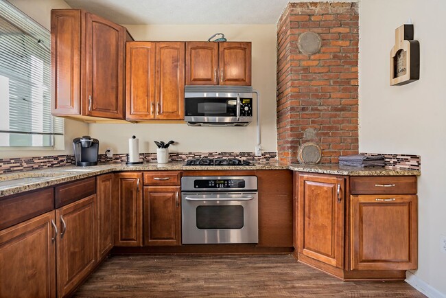 Photo - 1129 Brabec St Unit #1