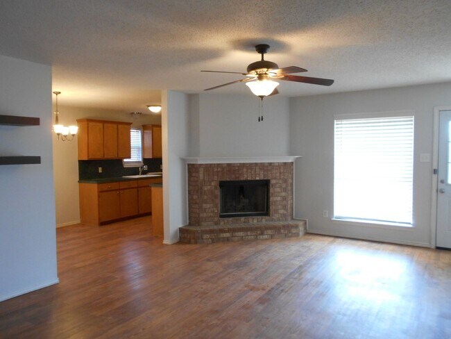 Photo - 3/2/2 near Earl Crow Park