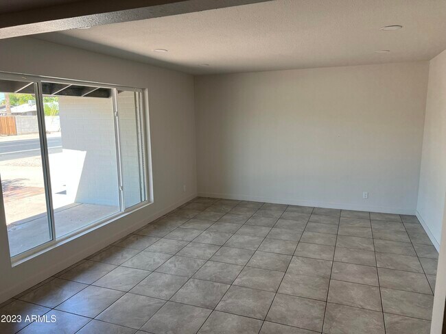 Photo - 12611 N 25th Ave