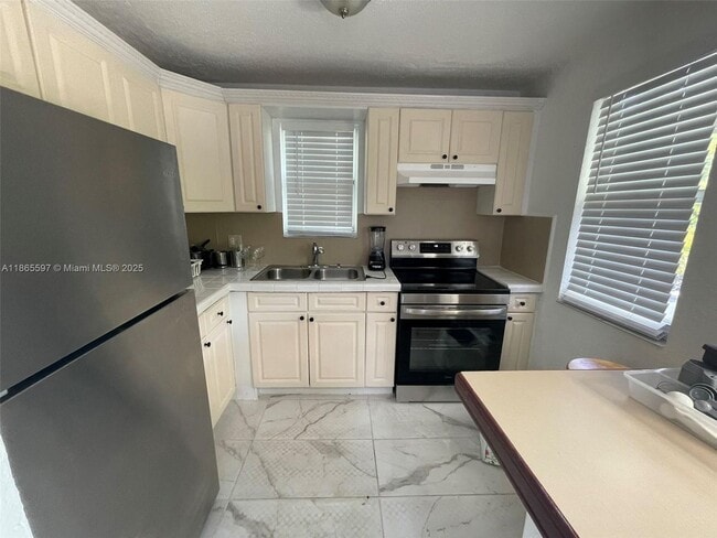 Building Photo - 200-210 NE 110th Street 200-210, Miami, FL... Rental