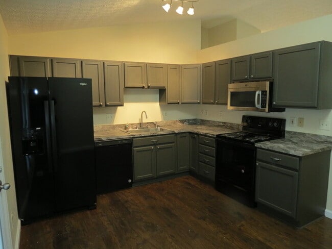 Photo - 35 Ashton Dr