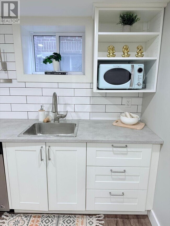 Photo - 2207 Turner Rd