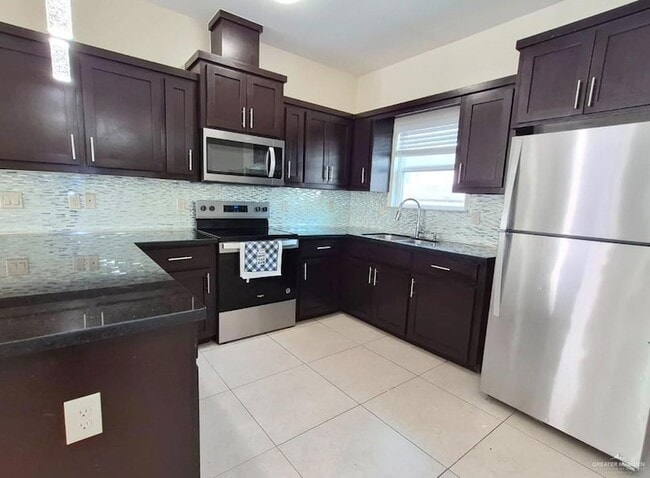 Photo - 3109 Javalina Ave Unidad 2