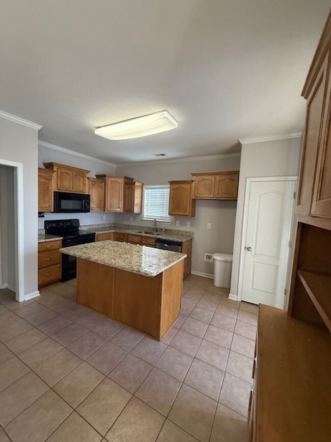 Photo - 3 bed 2 bath home with a large bonus room and an additional room that would be perfect for an off...