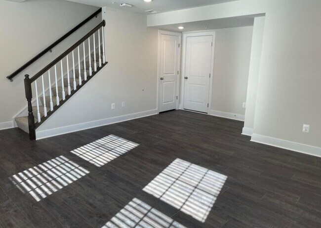 Building Photo - 7197 McHenry Pl