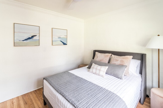 Robinwood Apartments