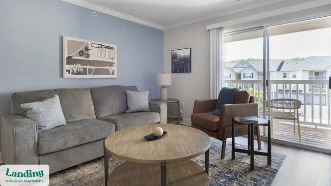 Building Photo - 400 Legends Terrace Dr