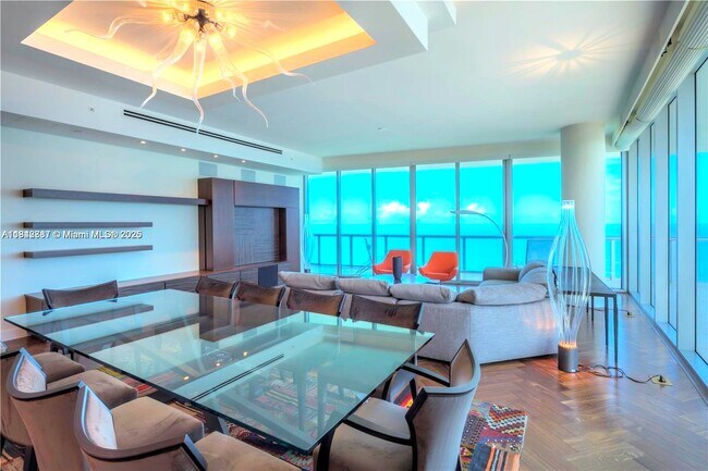 Photo - 17001 Collins Ave Unidad 4301