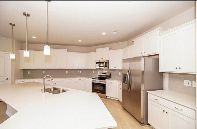 Photo - 5974 Oak Br Cir