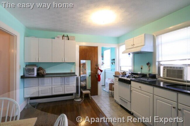 Photo - 195 Concord Ave Unit 7