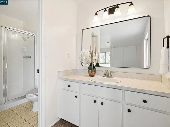 Photo - 142 Blue Ridge Dr Unit C