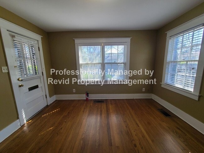 Building Photo - 288 N McLean Blvd Unit 288 #3