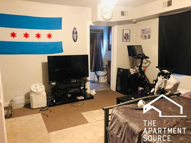 Photo - 3047 N Clifton Ave Unit CH