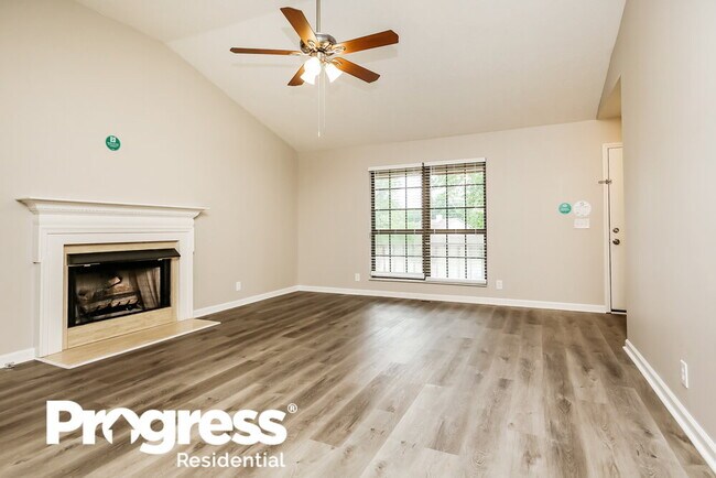 Photo - 1316 Ravenna Ct S