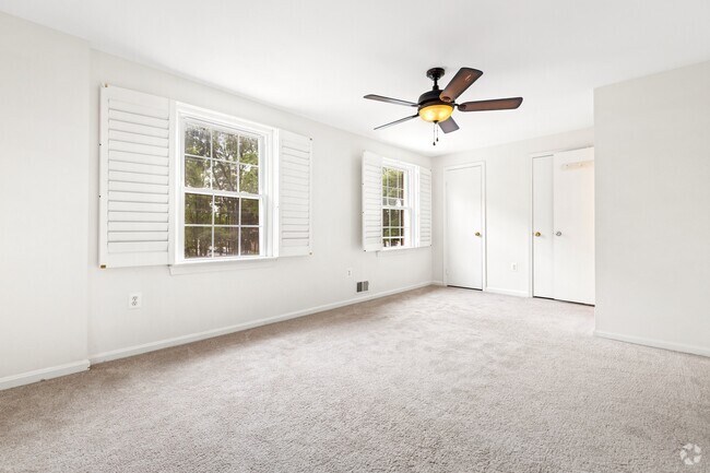 Building Photo - 4432 Longworthe Sq Unit LL1 Rental