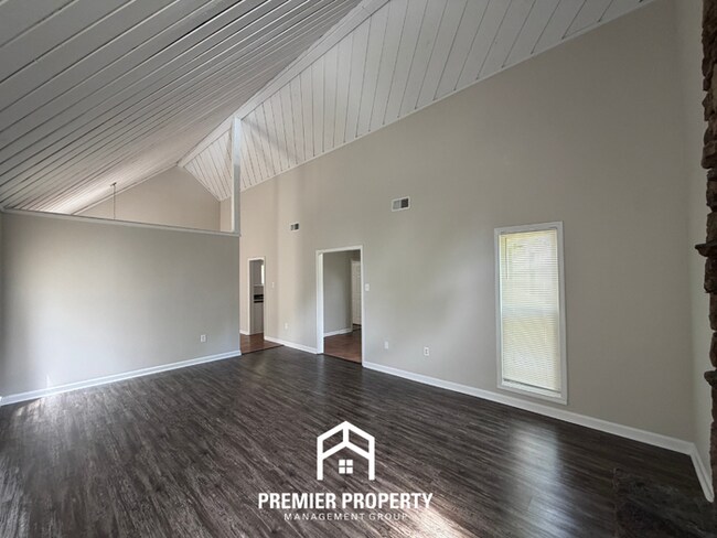Photo - Newly Renovated 3BR/2BA in 38135 | Vaulted Ceilings, Fireplace & Formal Dining