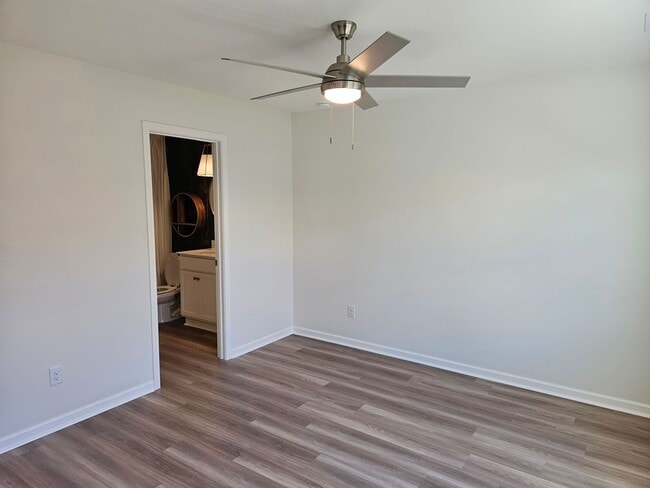 Photo - Unfurnished 3 Bedroom, 2 bath home - Hampstead - Brookfield Branch Community