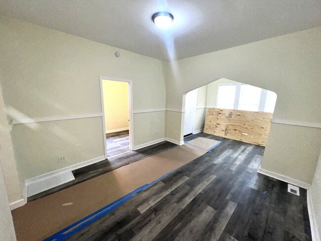 Photo - 1233 W 71st Pl