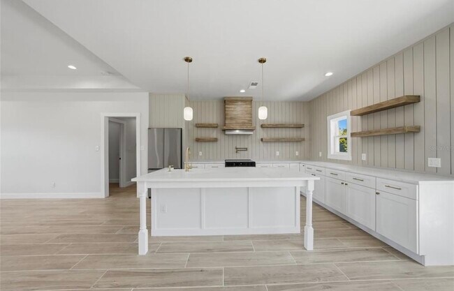 Photo - 3320 Palm Dr