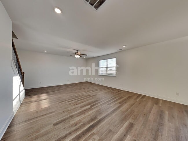 Photo - 231 Marin Dr