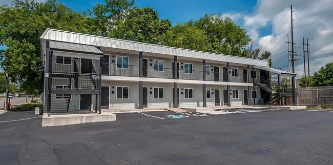 Woodruff Apartments