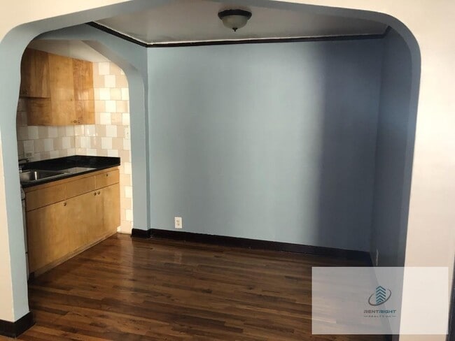 Photo - 846 W Montrose Ave Condo Unit 610