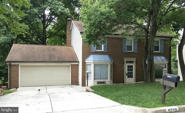 Building Photo - 15723 Edgewood Dr Rental